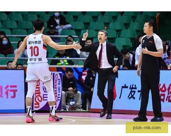 CBA最新排名：广东深圳稳居前四 七至十一名竞争激烈 五队争夺北控12强席位